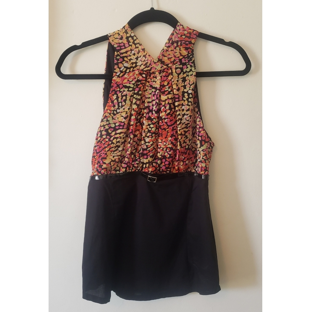 🔥 ❤💕🧡🖤  Cute Top with Tie/Keyhole back - Picture 3 of 11